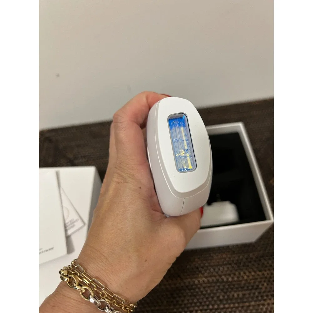 RoseSkinCo IPL Hair Removal Handset White Gold Professional At-Home‎ Device